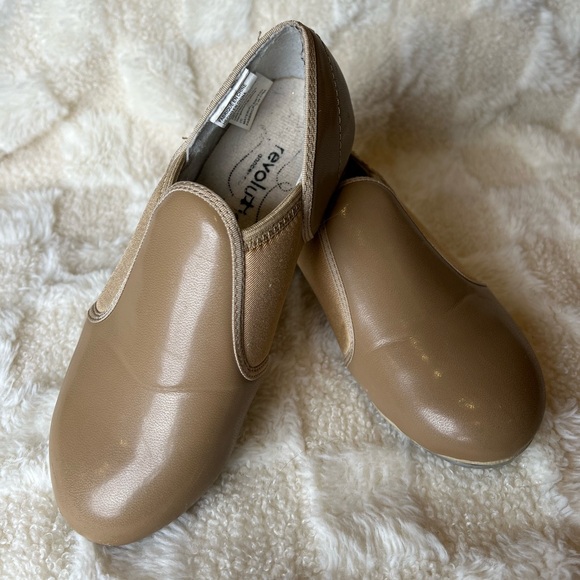 Revolution slip-on tap shoes - Picture 2 of 10